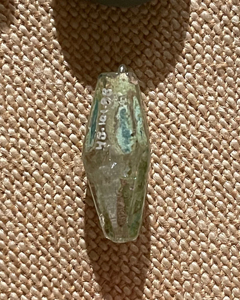 Bead — Unknown