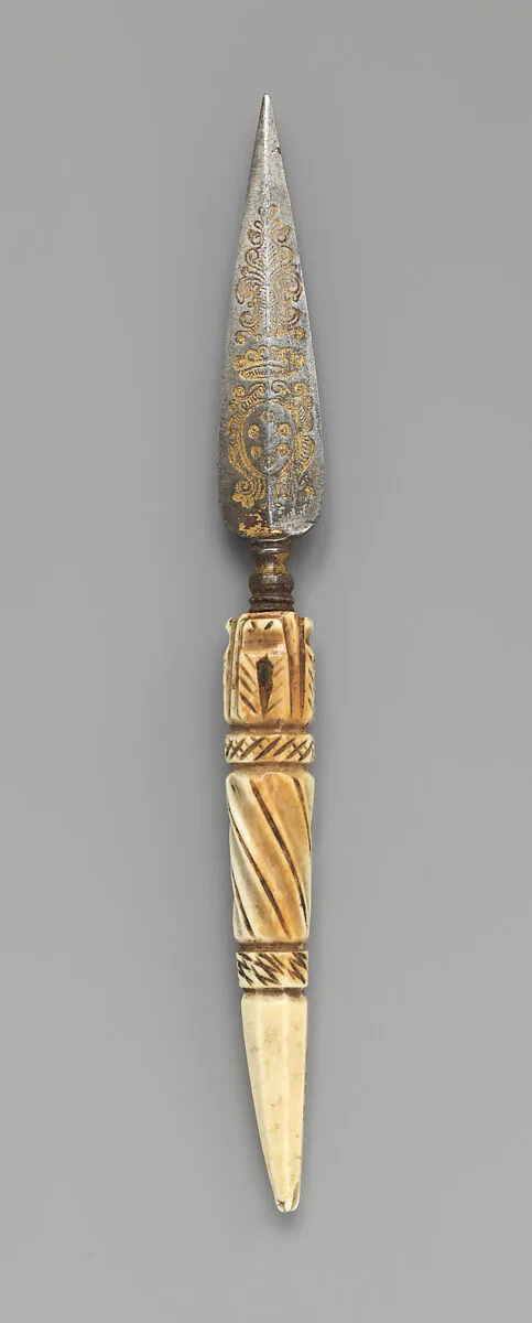 Paper cutter with the arms of the Medici family — Unknown