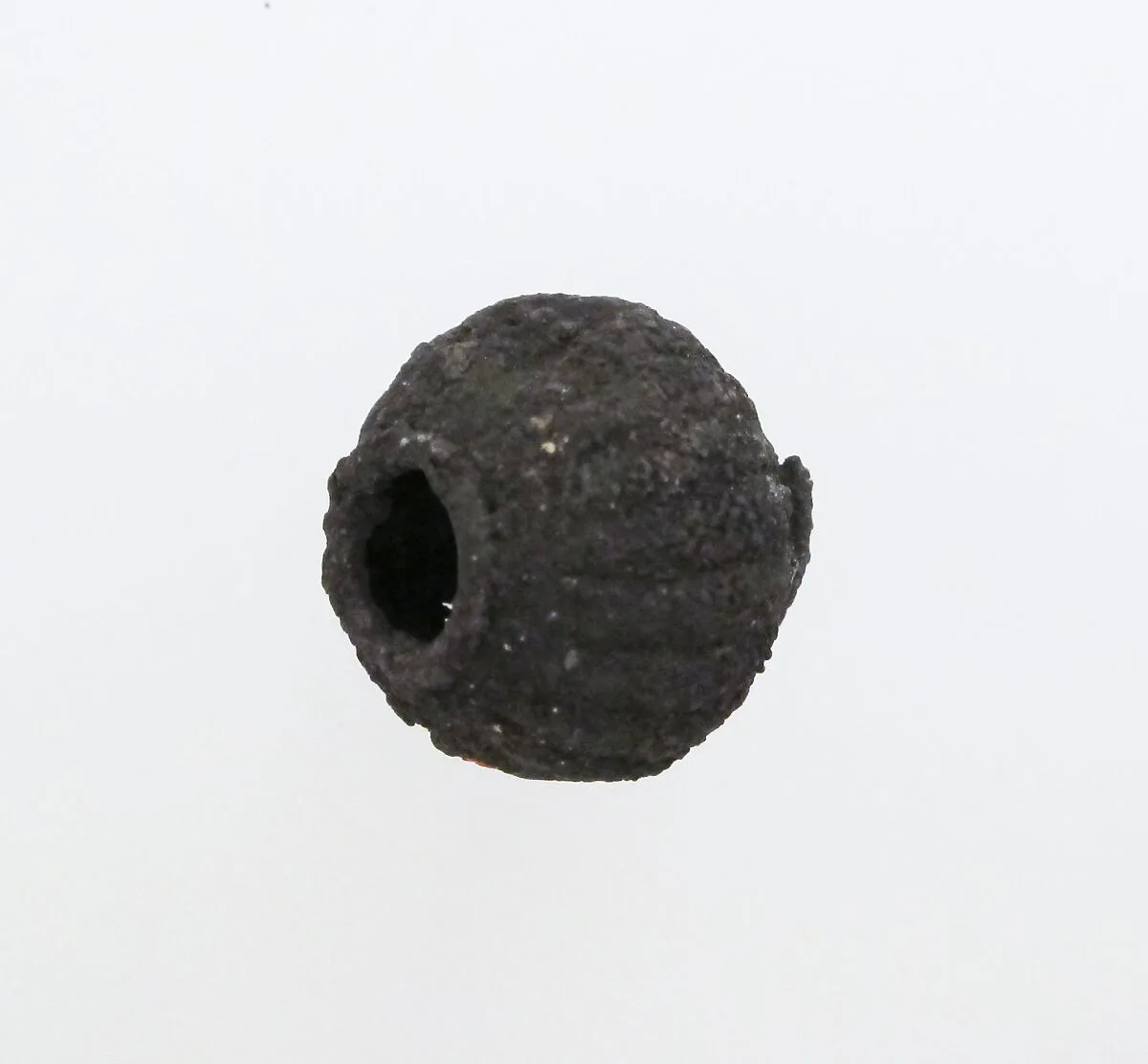 Bead, of double cone — Unknown