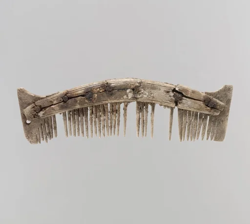 Comb
