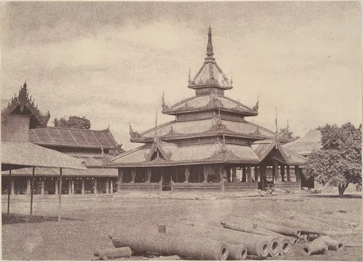 Amerapoora, Palace of the White Elephant