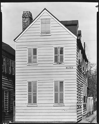 [Frame House on Corner, Charleston, South Carolina]