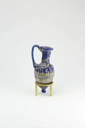 Perfume vase