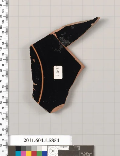Terracotta fragment of a kylix: eye-cup (drinking cup)