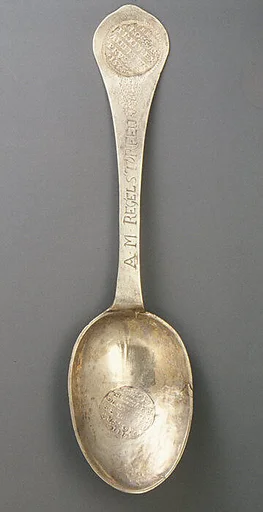 Wavy-end spoon