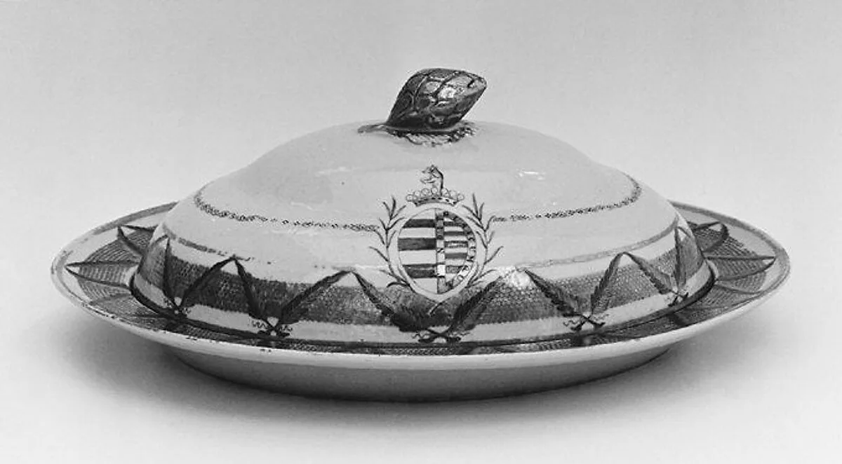 Meat dish with cover (part of a service) — Unknown