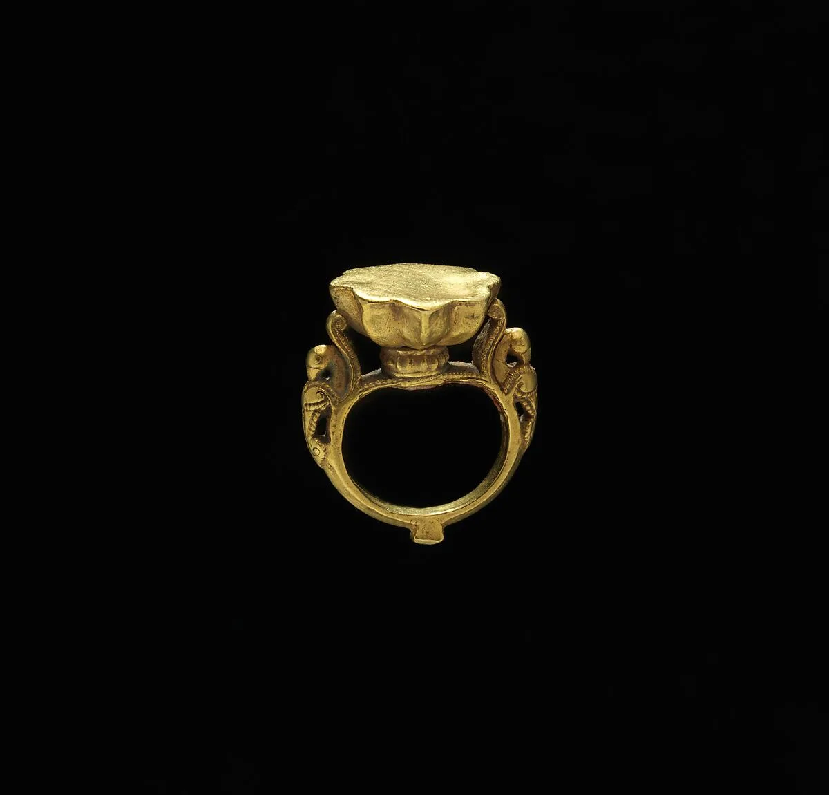 Ring — Unknown