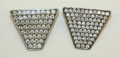 Clip earrings