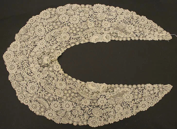 Collar — Unknown