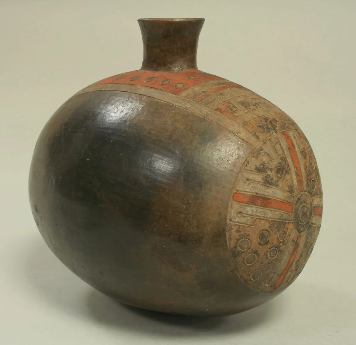 Single Spout Bottle in Melon Form — Unknown