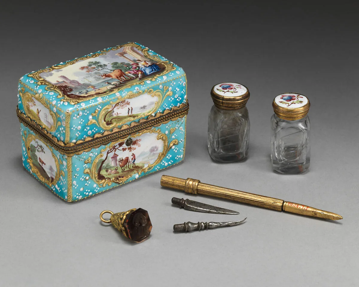 Writing case — Unknown