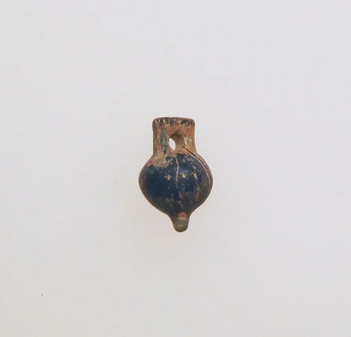 Pendant in the form of a vase