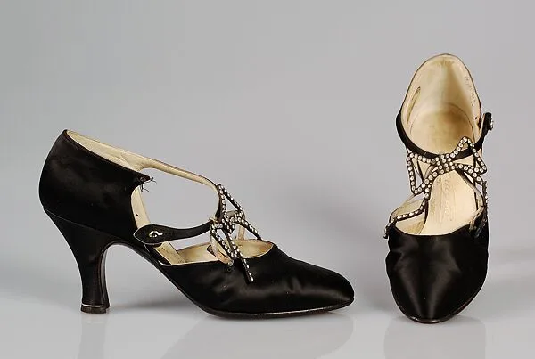 Evening shoes — André Perugia