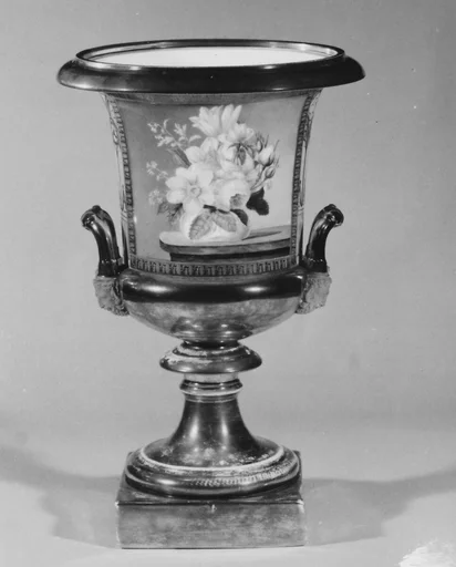 Urn