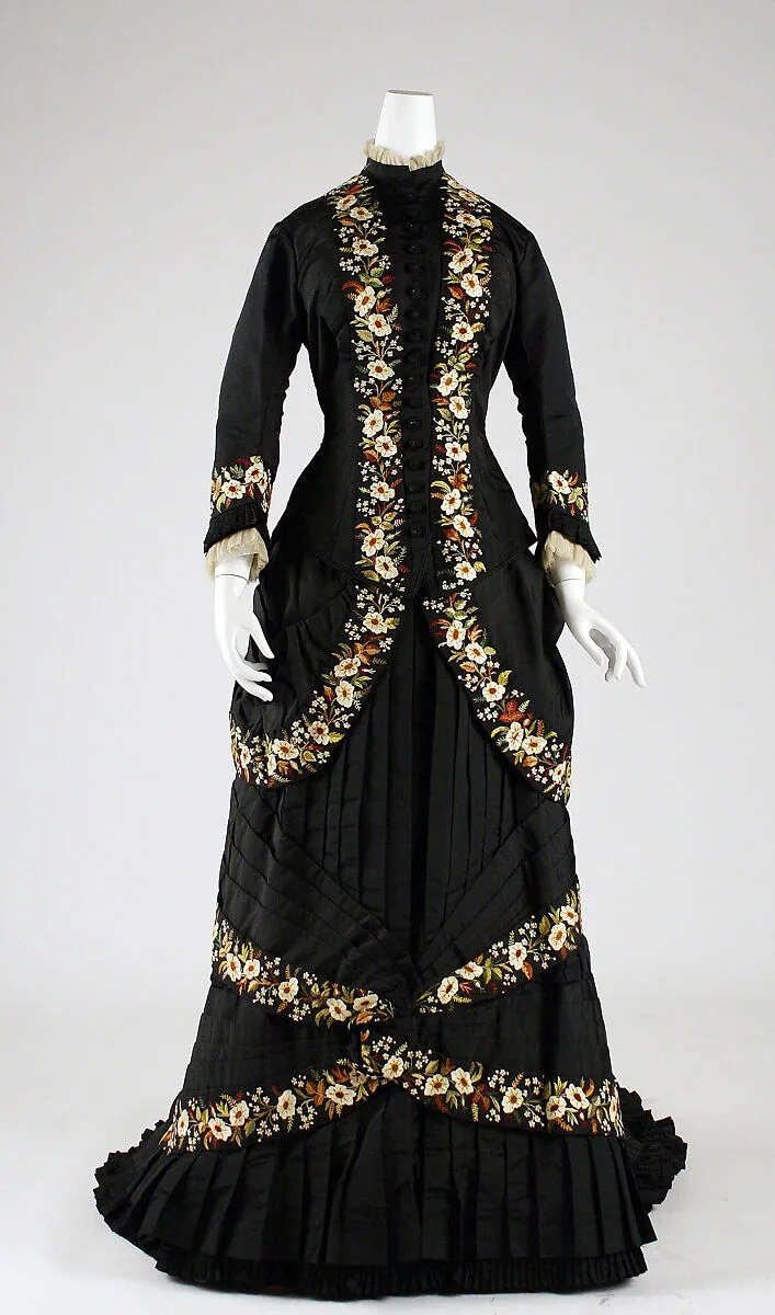 Dinner dress — Mon. Vignon