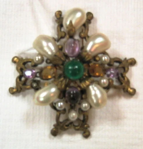 Brooch