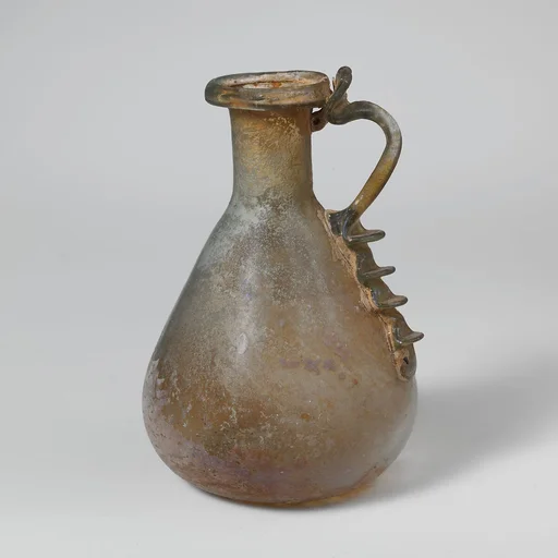 Glass jug