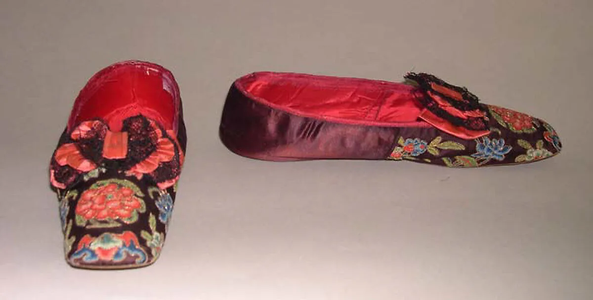 Shoes — Unknown