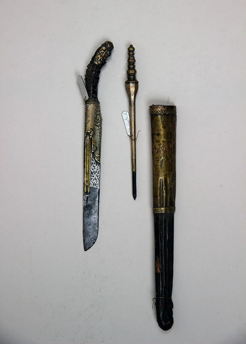 Knife (Piha Kaetta) with Stylus and Sheath — Unknown