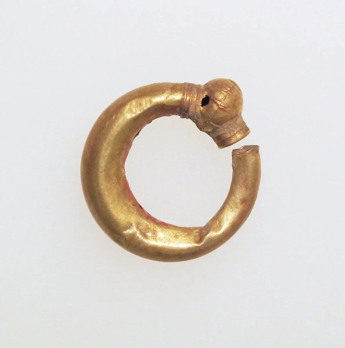 Earring, trumpet-shaped — Unknown