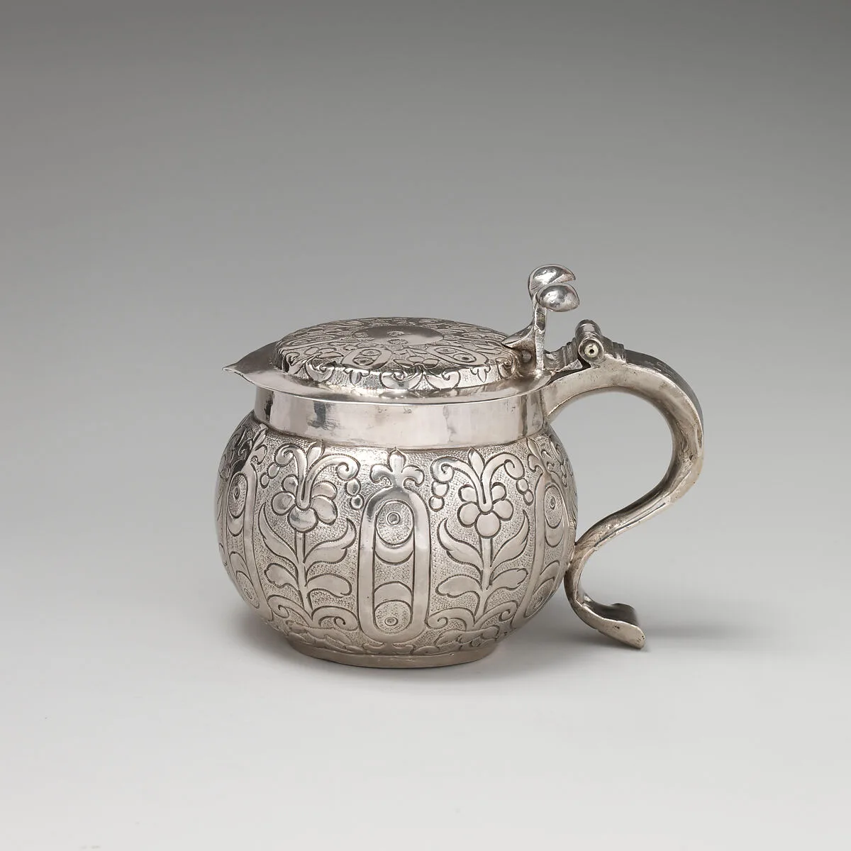 Child's tankard — Unknown