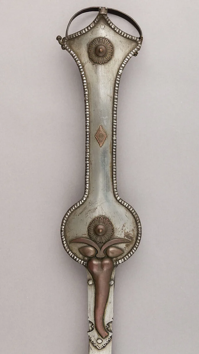 Gauntlet Sword (Pata) — Unknown