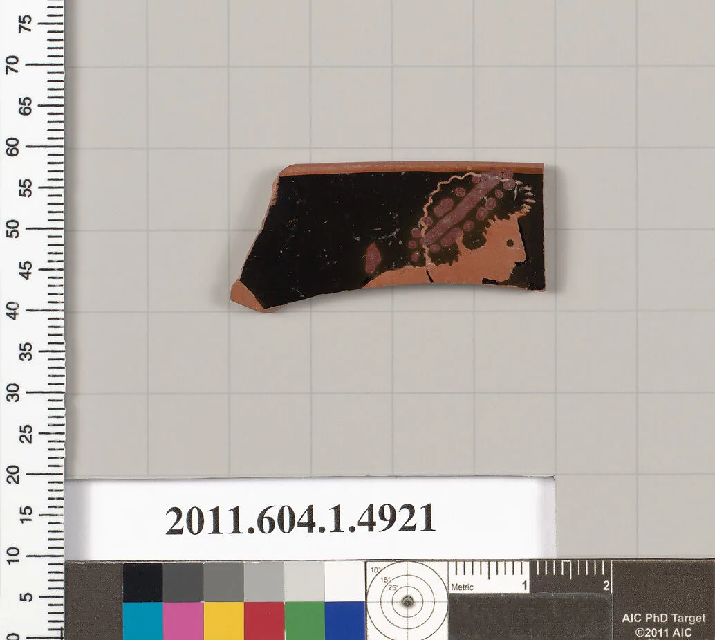 Terracotta rim fragment of a kylix (drinking cup) — Unknown