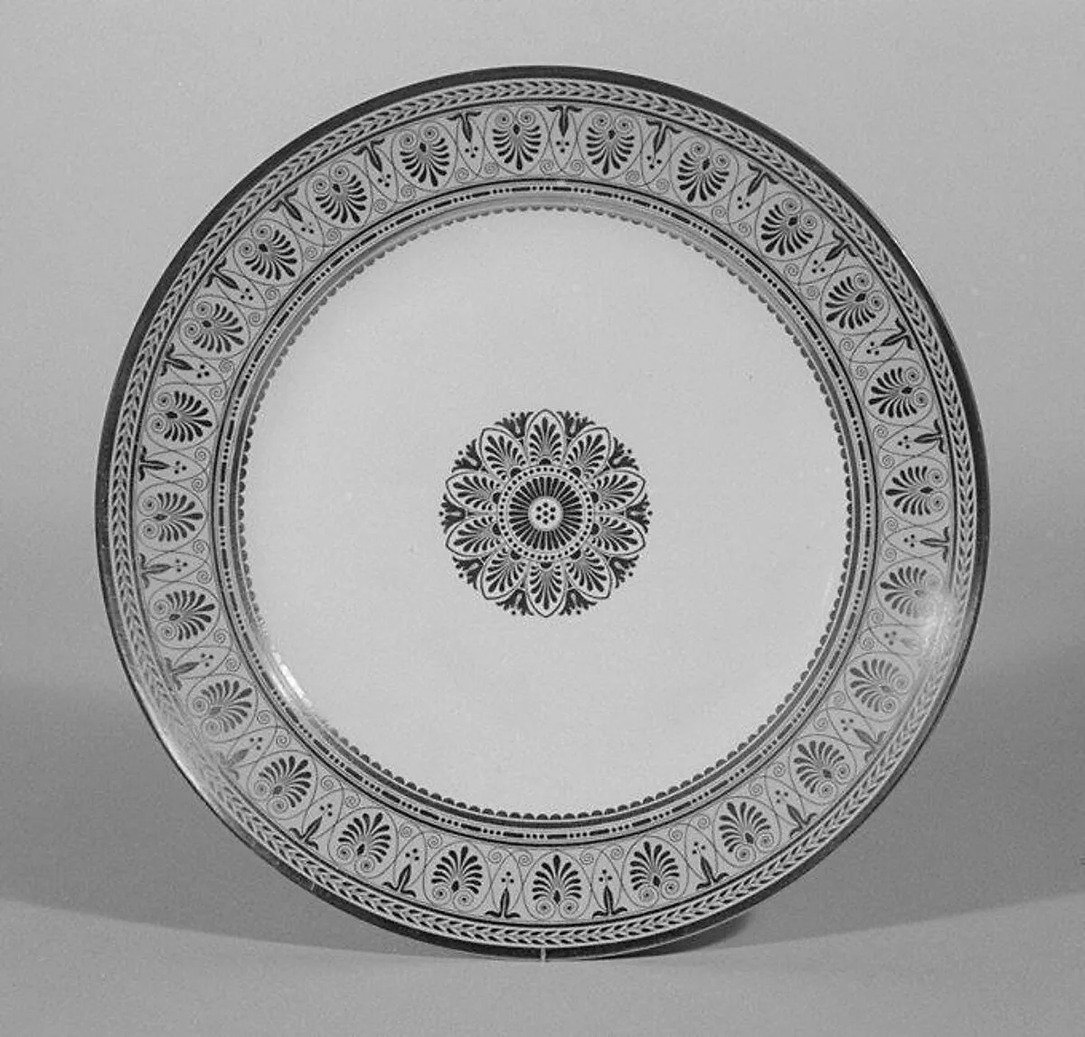 Soup plate — Sèvres Manufactory|Jean-Louis Moyez
