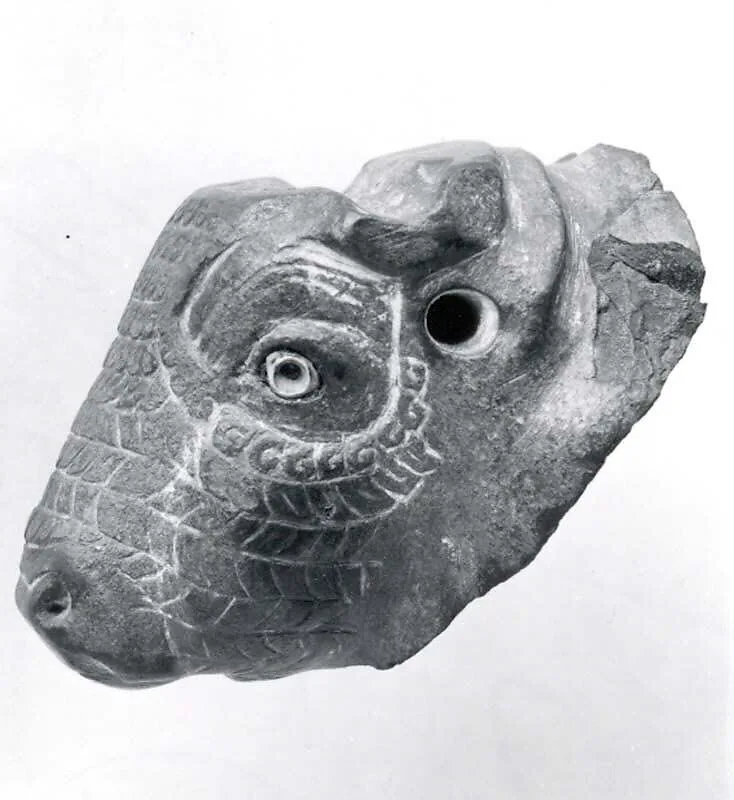 Bull head-shaped spout of vessel — Unknown