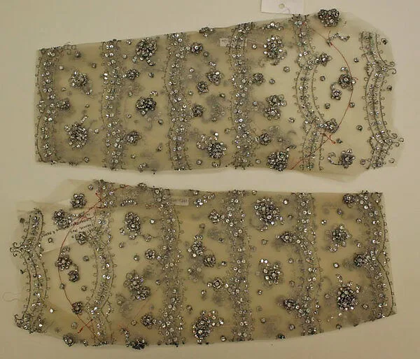 Sleeves — Unknown