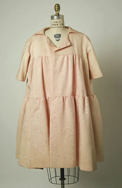 Evening coat — Cristobal Balenciaga|House of Balenciaga
