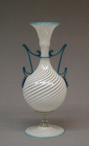 Vase with filigree decoration