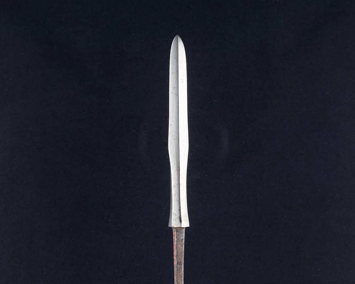 Arrowhead (<i>Yanone</i>) — Unknown