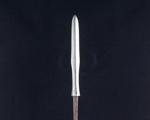 Arrowhead (<i>Yanone</i>)