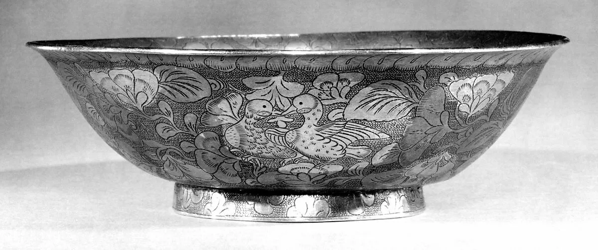 唐 鏨花鎏金銀碗|Bowl with deer — Unknown