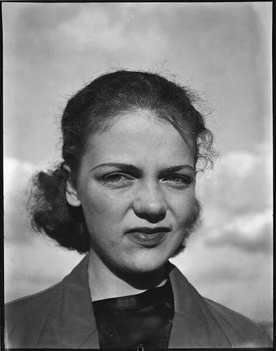 [Anne Harvey on Roof of 441 East 92nd Street Apartment Building, New York City]