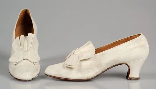 Evening shoes