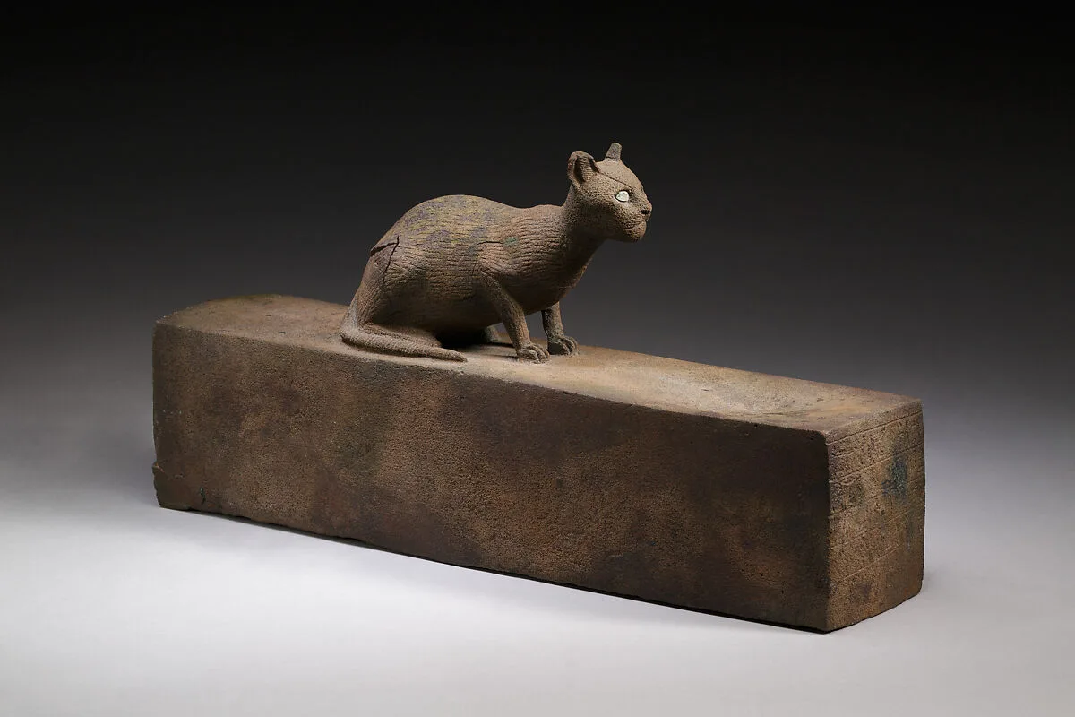 Box for animal mummy surmounted by a cat, inscribed — Unknown