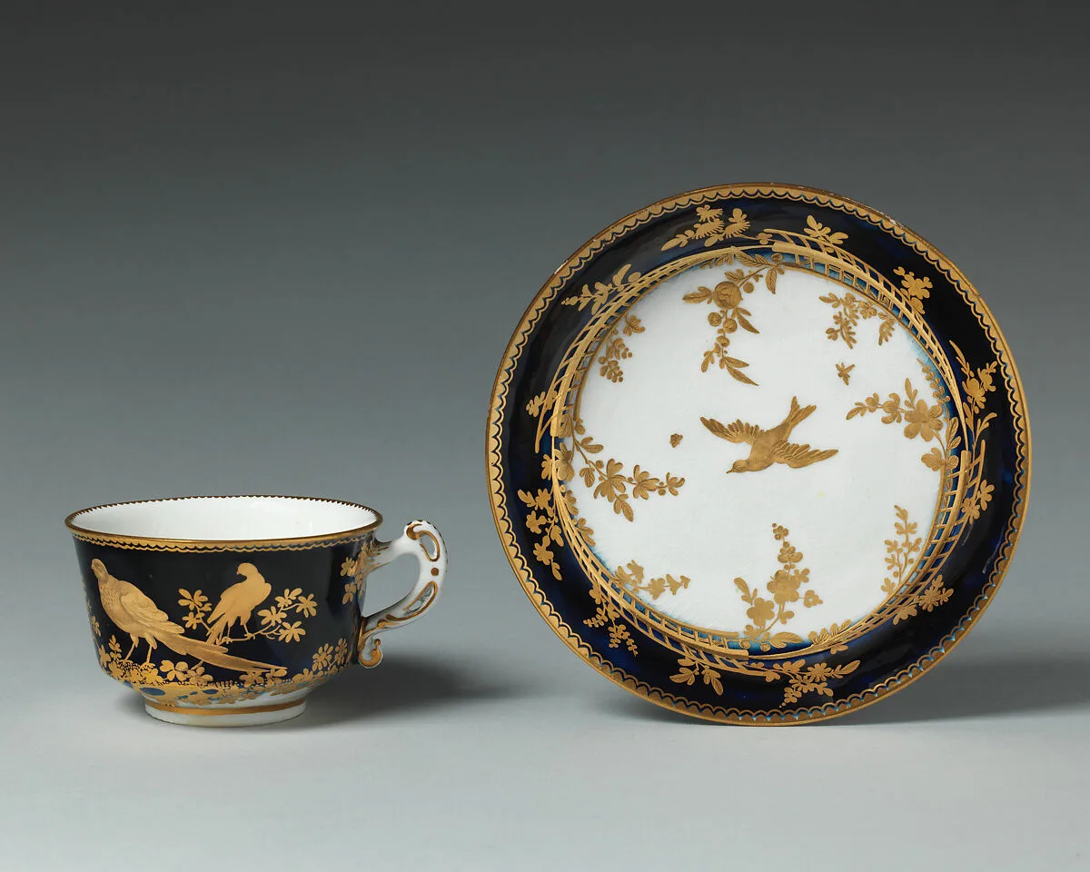 Teacup (one of 8) (part of a service) — Chelsea Porcelain Manufactory