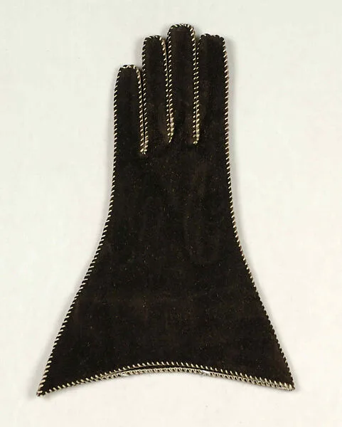 Gauntlets — Crescendoe Gloves, Inc.|Bonnie Cashin