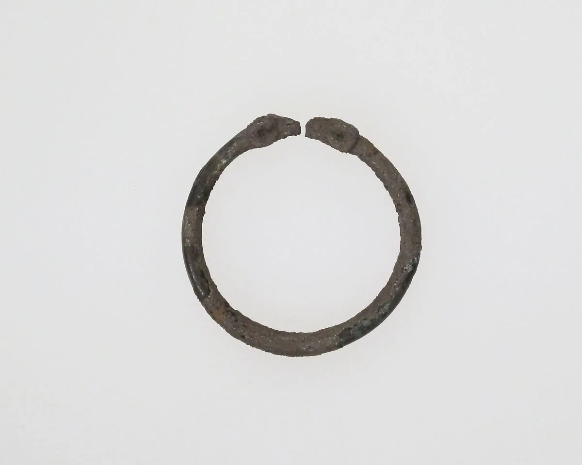 Bracelet with rams' heads — Unknown