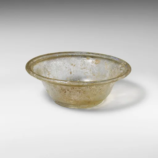Glass bowl