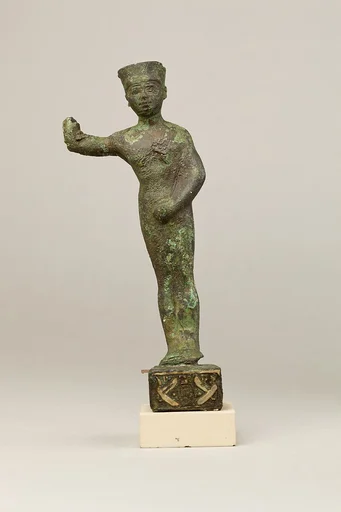 Statuette of Amenopet naming the provider/beneficiary Amenirdis son of Horiaa