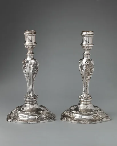 Pair of candlesticks