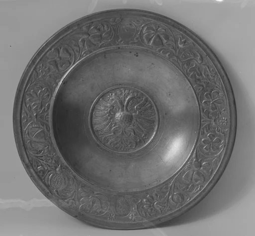Plate