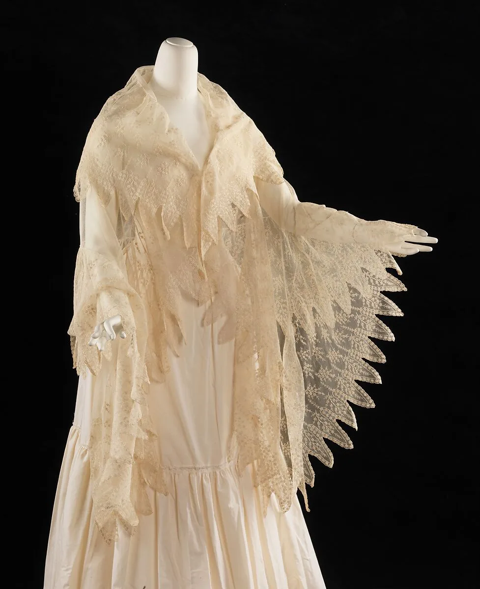 Evening shawl — Unknown