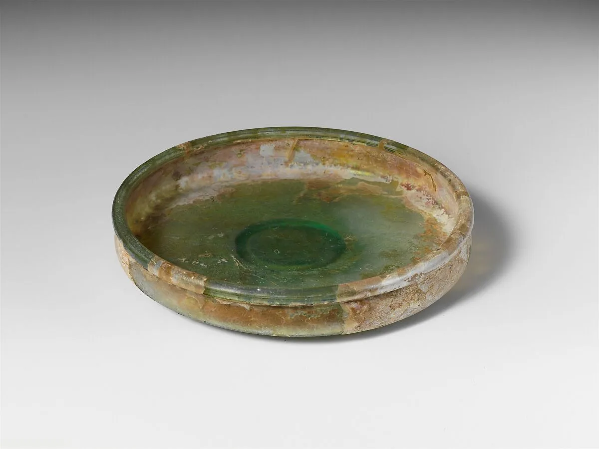 Glass dish — Unknown