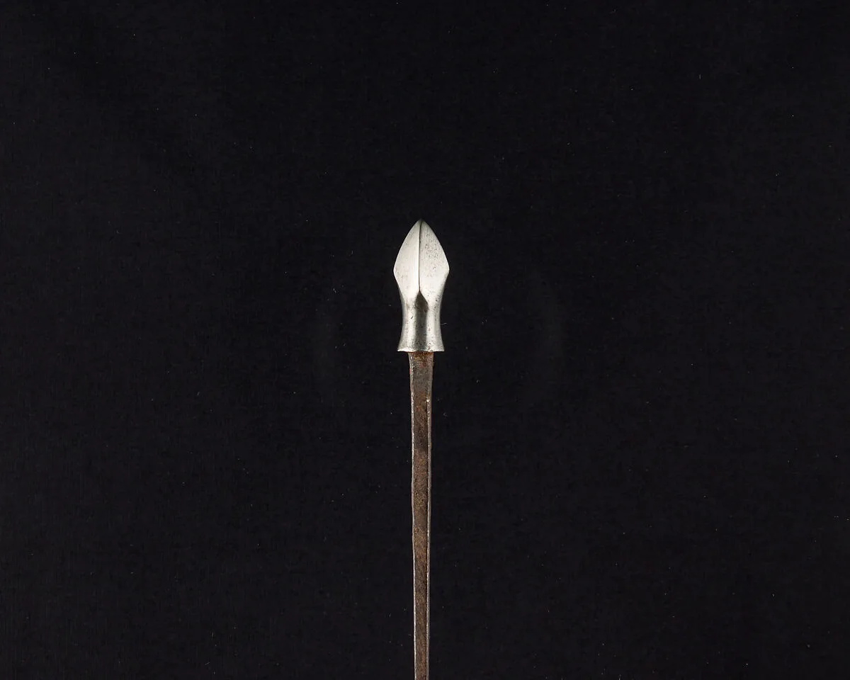 Arrowhead (<i>Yanone</i>) — Unknown