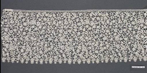 Border (one of three joined)