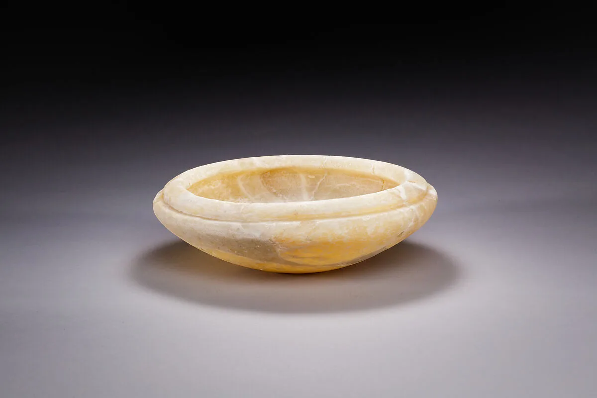 Large Rimmed Bowl — Unknown